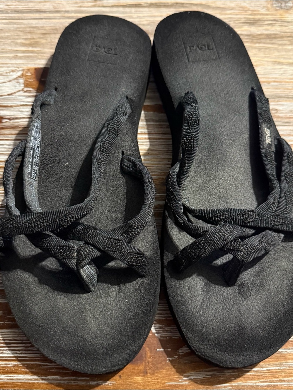 Teva Womens Sandals 11 Olowahu Casual Slip On Multi Strap Flip Flops